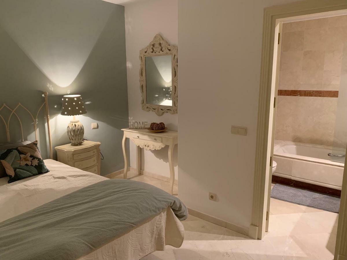Beachside Apartment In Μαρμπέλλα Εξωτερικό φωτογραφία