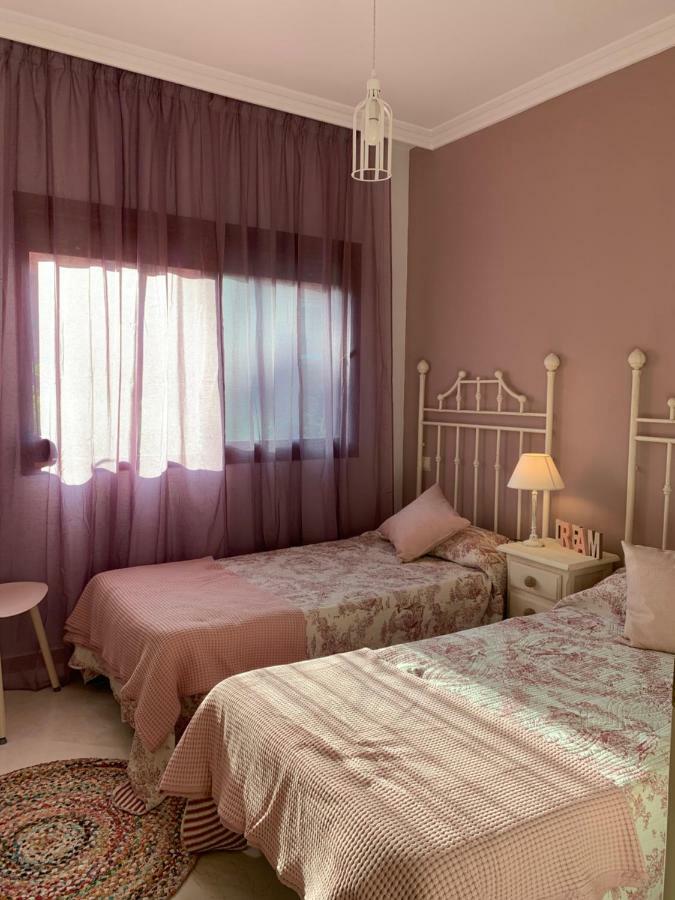 Beachside Apartment In Μαρμπέλλα Εξωτερικό φωτογραφία