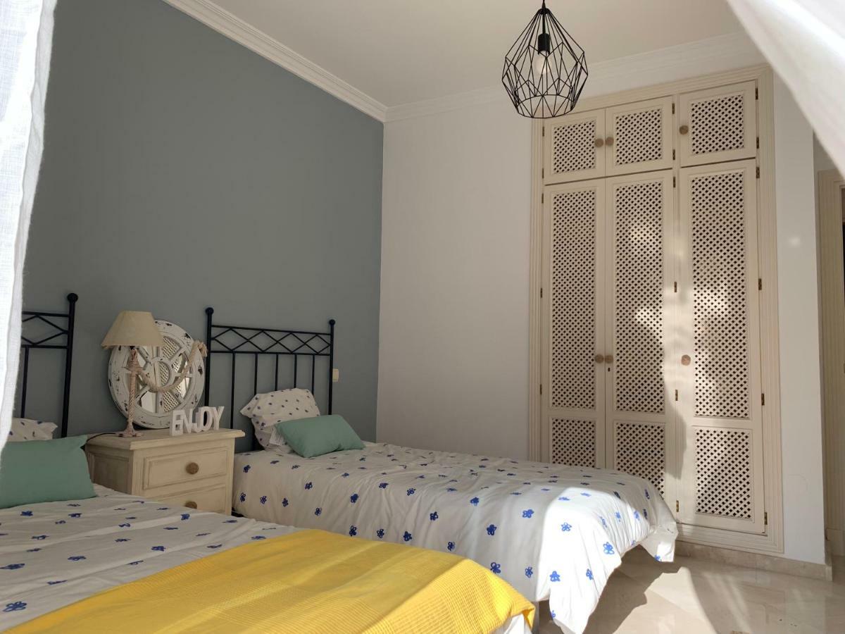 Beachside Apartment In Μαρμπέλλα Εξωτερικό φωτογραφία