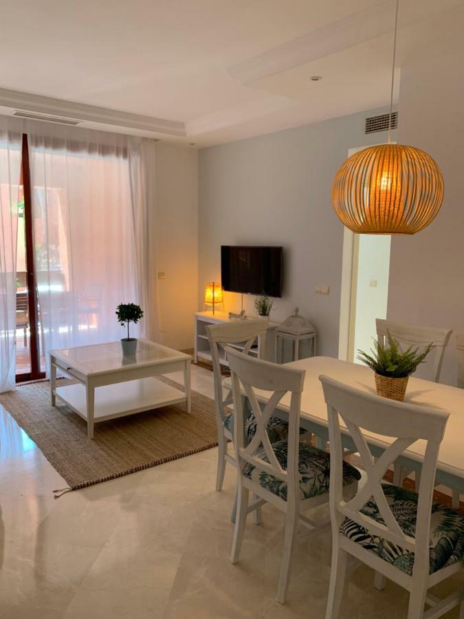 Beachside Apartment In Μαρμπέλλα Εξωτερικό φωτογραφία