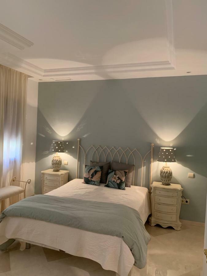 Beachside Apartment In Μαρμπέλλα Εξωτερικό φωτογραφία